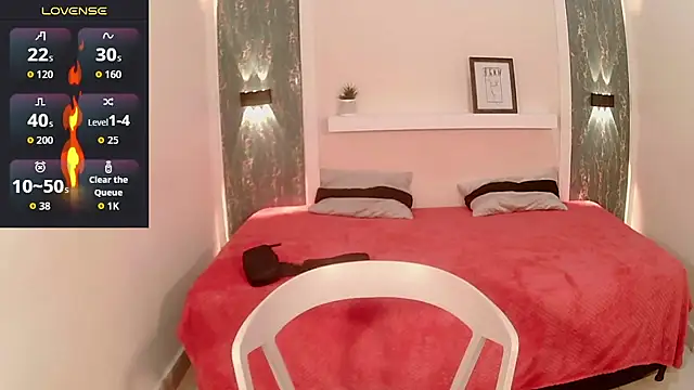 Snapshot of Kevin_Torres chatting on 09-15-25, 06:52 Kevin Torres online show from 09-15-25, 06:52