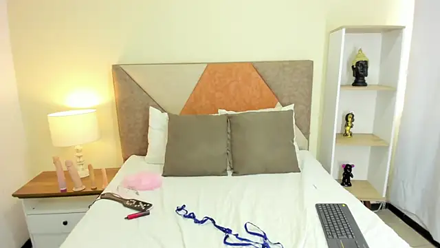 JennaCollins149 online show from 02-04-25, 02:43