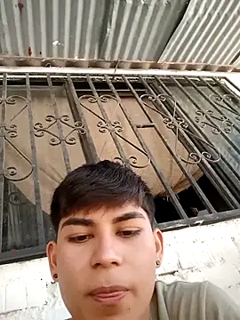 Lukas strong online show from 09-29-25, 04:45