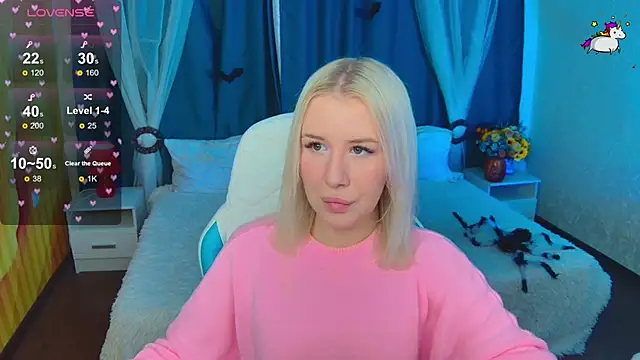 Snapshot of Selenatrend chatting on 11-01-25, 06:37 Selenatrend online show from 11-01-25, 06:37