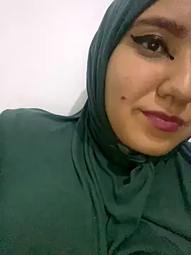 Snapshot of hannahayat chatting on 12-02-24, 01:36 hannahayat online show from 12-02-24, 01:36