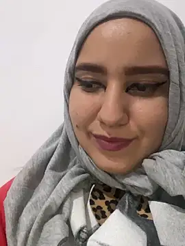 Snapshot of hannahayat chatting on 12-09-24, 10:20 hannahayat online show from 12-09-24, 10:20