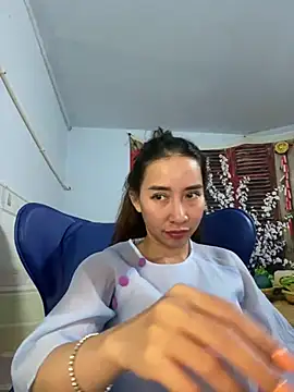 Snapshot of Cherry_6969 chatting on 02-25-25, 10:37 Cherry 6969 online show from 02-25-25, 10:37