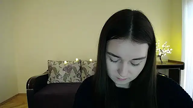 Pretty shy online show from 02-04-25, 12:00