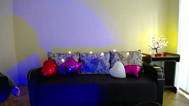 Pretty shy online show from 02-22-25, 09:23