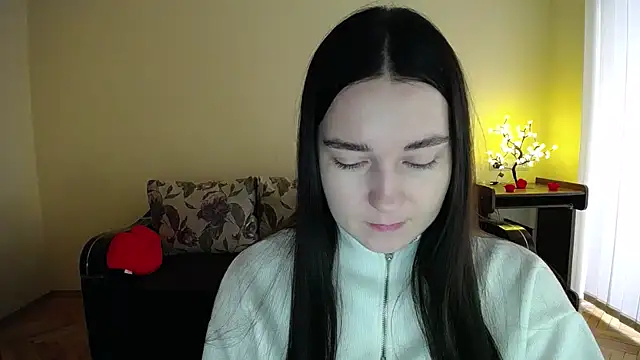 Pretty shy online show from 02-05-26, 09:58