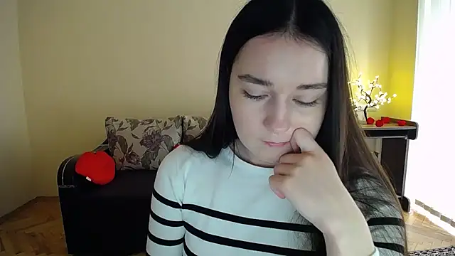 Pretty shy online show from 05-28-26, 08:22