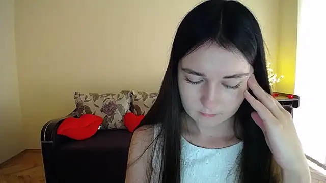 Snapshot of Pretty_shy chatting on 07-15-26, 09:14 Pretty shy online show from 07-15-26, 09:14