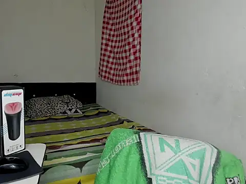 cardrey05 online show from 03-23-26, 04:27