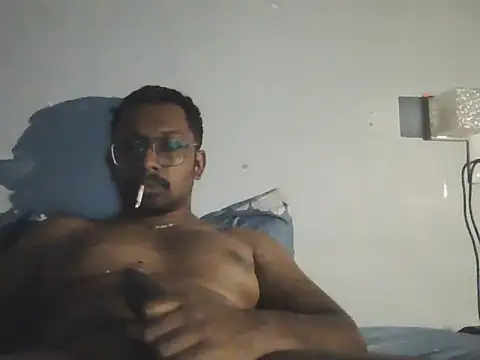 Snapshot of chennaibull101 chatting on 11-04-25, 05:45 chennaibull101 online show from 11-04-25, 05:45