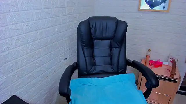 ImCrazzy online show from 03-03-26, 02:56