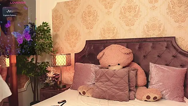 JaneDevine online show from 09-20-25, 05:08