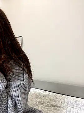 Snapshot of AnaWest chatting on 11-09-25, 04:22 AnaWest online show from 11-09-25, 04:22