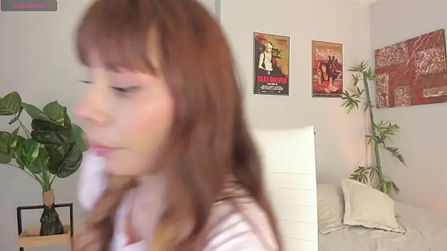 Snapshot of iriiina_veneno chatting on 09-17-25, 11:28 iriiina veneno online show from 09-17-25, 11:28