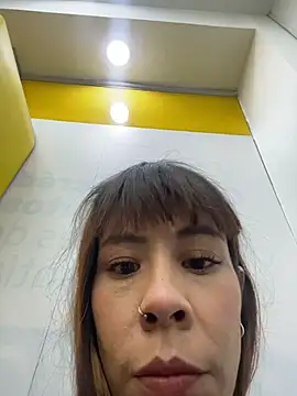 Snapshot of iriiina_veneno chatting on 11-20-25, 10:42 iriiina veneno online show from 11-20-25, 10:42