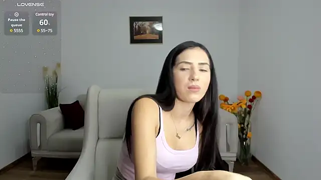 Snapshot of Emmapmg chatting on 01-26-25, 02:30 Emmapmg online show from 01-26-25, 02:30