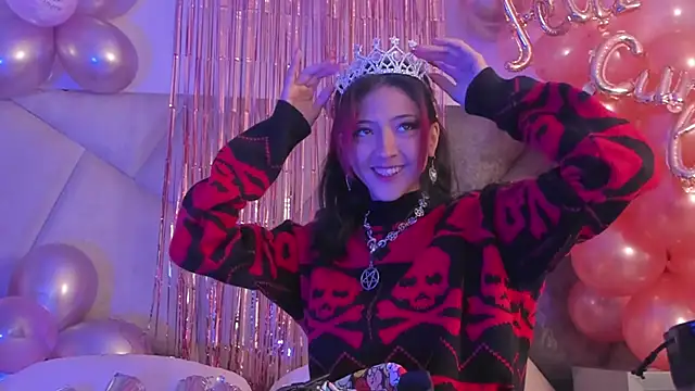 Snapshot of BonnieCute_ chatting on 03-09-25, 11:36 BonnieCute online show from 03-09-25, 11:36