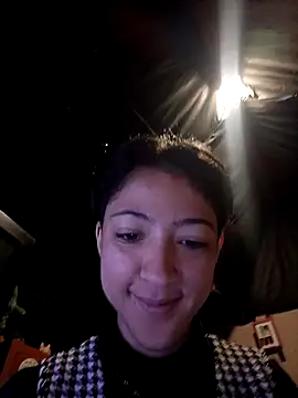 Snapshot of BonnieCute_ chatting on 05-04-26, 02:13 BonnieCute online show from 05-04-26, 02:13