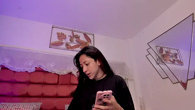 Snapshot of BonnieCute_ chatting on 05-24-26, 12:04 BonnieCute online show from 05-24-26, 12:04