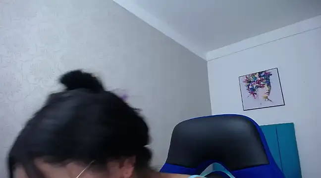 Snapshot of antonella_sweetlittle chatting on 03-01-25, 06:43 antonella sweetlittle online show from 03-01-25, 06:43