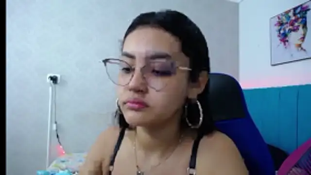 Snapshot of antonella_sweetlittle chatting on 11-18-25, 12:42 antonella sweetlittle online show from 11-18-25, 12:42