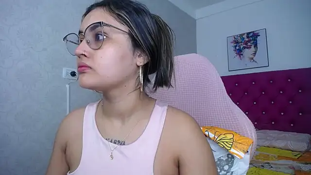 Snapshot of antonella_sweetlittle chatting on 06-06-26, 12:32 antonella sweetlittle online show from 06-06-26, 12:32