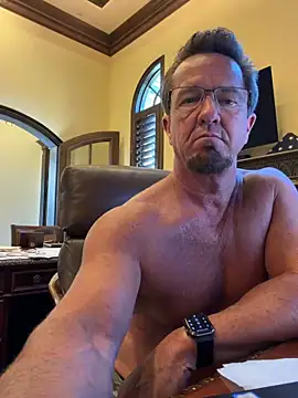 sluttydylan online show from 06-18-26, 01:28