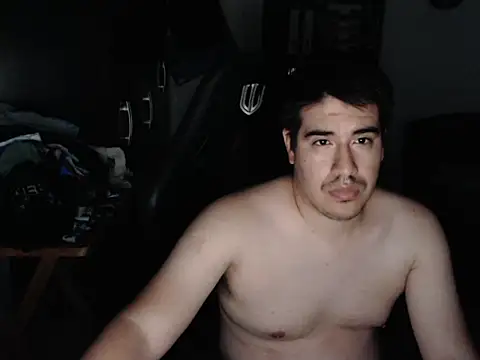 Snapshot of thealfawolf01 chatting on 03-11-25, 11:26 thealfawolf01 online show from 03-11-25, 11:26