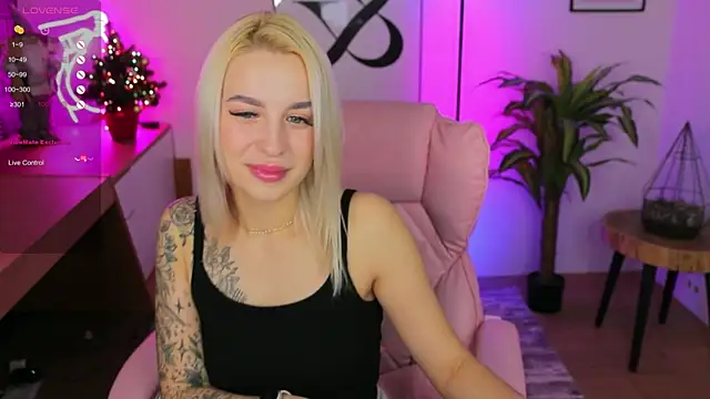 Crystal Barbie online show from 01-02-25, 10:55