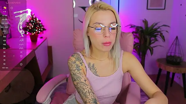 Crystal Barbie online show from 01-06-25, 10:15