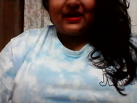 Snapshot of smile_pretty chatting on 01-23-25, 06:03 smile pretty online show from 01-23-25, 06:03