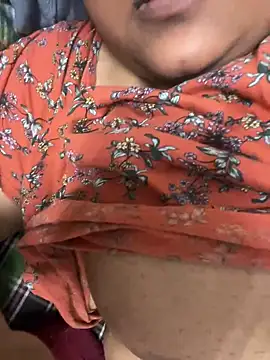 Snapshot of smile_pretty chatting on 02-15-25, 11:50 smile pretty online show from 02-15-25, 11:50