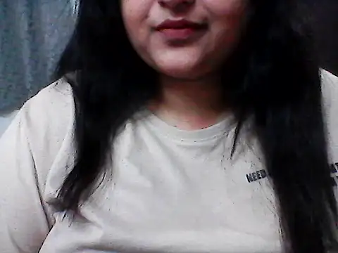 Snapshot of smile_pretty chatting on 04-13-26, 06:13 smile pretty online show from 04-13-26, 06:13