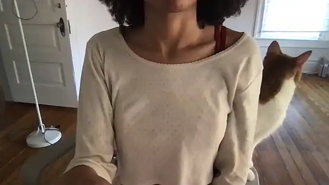 Snapshot of loveofbea chatting on 01-31-26, 11:25 loveofbea online show from 01-31-26, 11:25