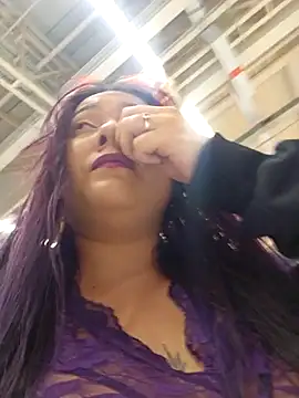 Snapshot of Blushing_Katy chatting on 01-10-26, 12:12 Blushing Katy online show from 01-10-26, 12:12