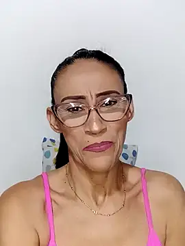 Snapshot of BarbaraMature chatting on 12-06-24, 05:22 BarbaraMature online show from 12-06-24, 05:22