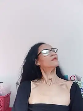 Snapshot of BarbaraMature chatting on 06-20-26, 02:09 BarbaraMature online show from 06-20-26, 02:09
