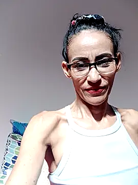 Snapshot of BarbaraMature chatting on 07-08-26, 02:10 BarbaraMature online show from 07-08-26, 02:10