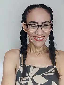 Snapshot of BarbaraMature chatting on 07-13-26, 02:09 BarbaraMature online show from 07-13-26, 02:09