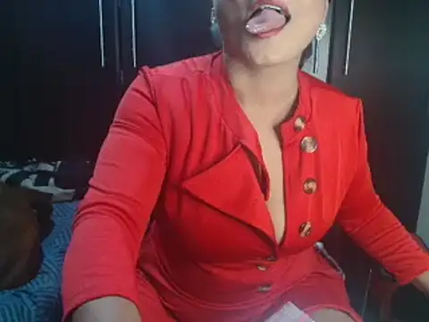 Snapshot of blzed420 chatting on 01-15-25, 06:43 blzed420 online show from 01-15-25, 06:43