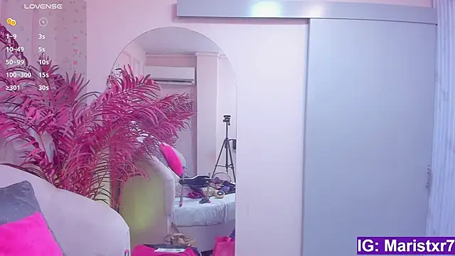 Snapshot of Maristxxr chatting on 01-30-25, 07:37 Maristxxr online show from 01-30-25, 07:37