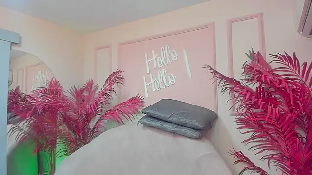 Snapshot of Maristxxr chatting on 02-22-25, 07:36 Maristxxr online show from 02-22-25, 07:36