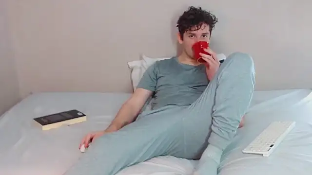 Elio555 online show from 02-03-25, 12:04