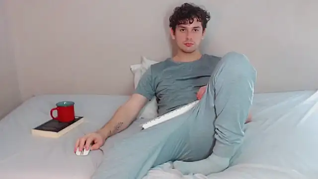 Elio555 online show from 02-03-25, 03:09