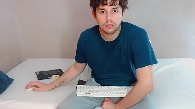 Elio555 online show from 02-16-25, 11:59