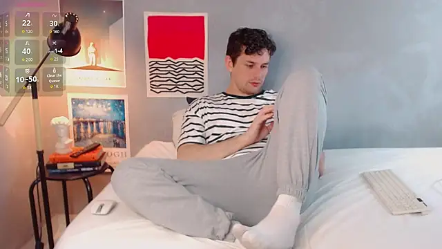 Elio555 online show from 11-06-25, 12:22