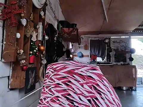 self-sufficientplay online show from 11-21-25, 03:44