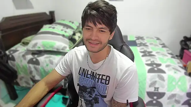 Snapshot of justin_stark7 chatting on 01-23-25, 12:35 justin stark7 online show from 01-23-25, 12:35