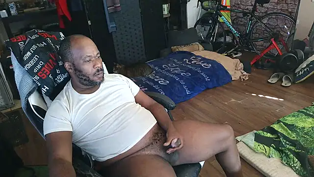 bigshh8 online show from 04-03-26, 05:11