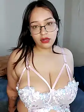 Angiee2001 online show from 02-06-25, 09:17